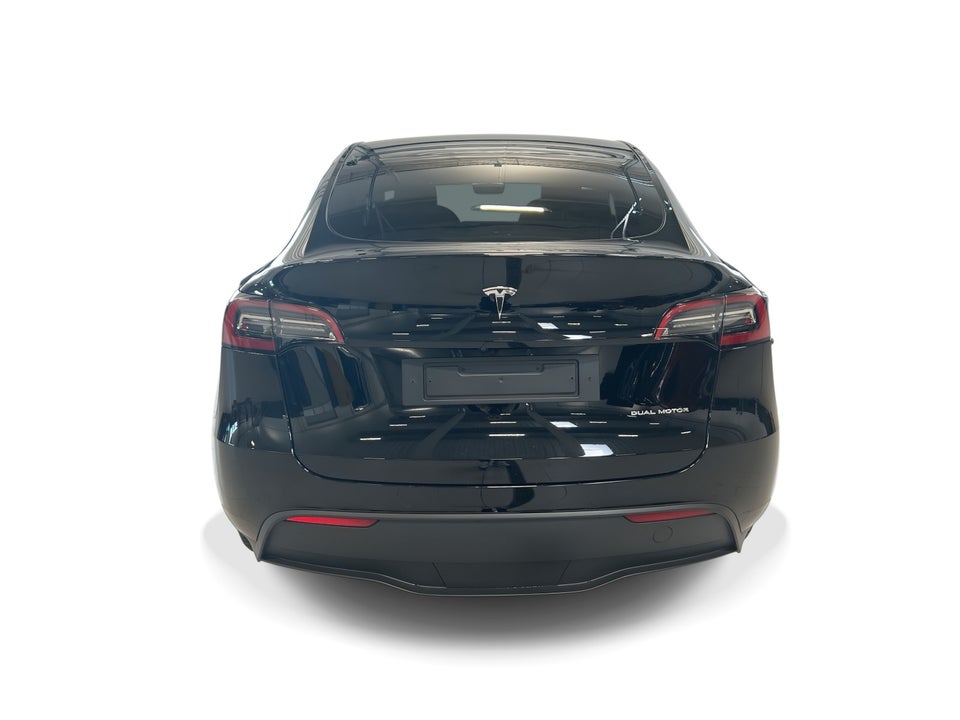 Tesla Model Y Long Range AWD 5d