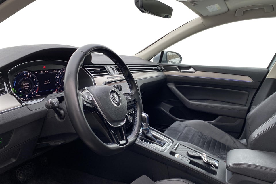 VW Passat 1,4 GTE Variant DSG 5d