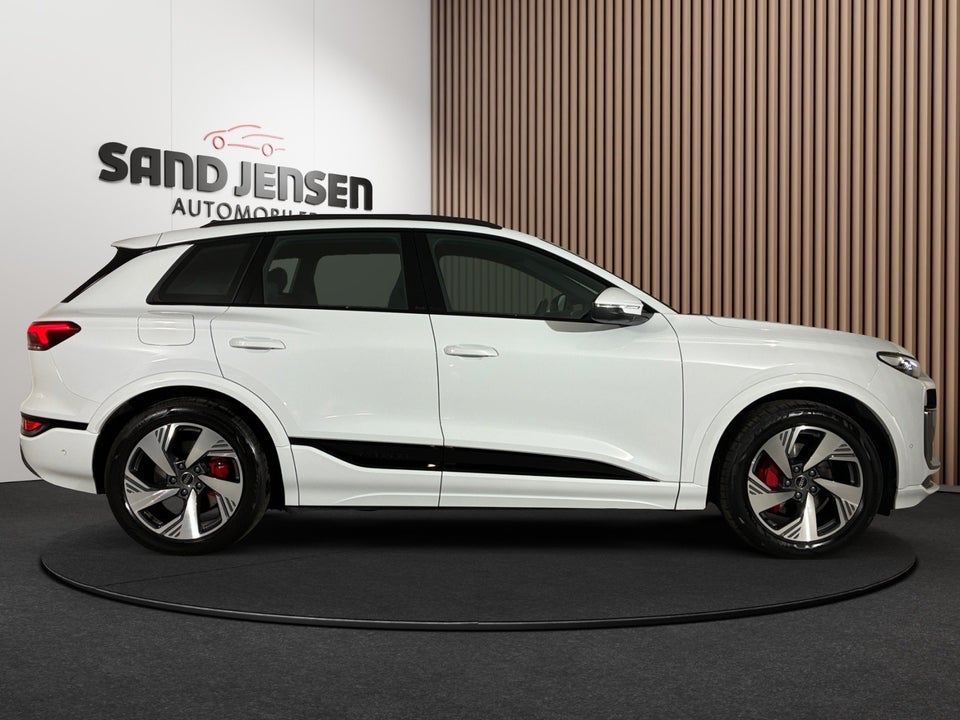Audi Q6 e-tron S-line quattro 5d