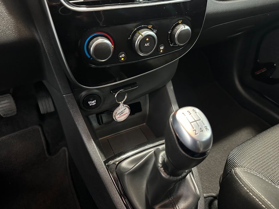 Renault Clio IV 0,9 TCe 90 Zen Sport Tourer Van 5d