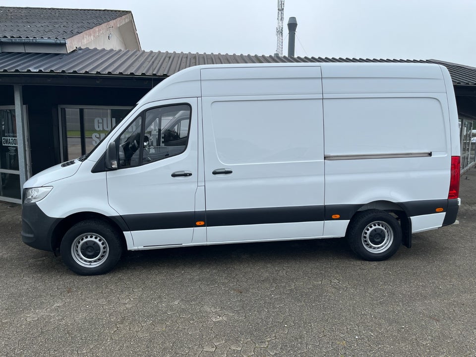 Mercedes Sprinter 317 2,0 CDi A2 Kassevogn aut. RWD