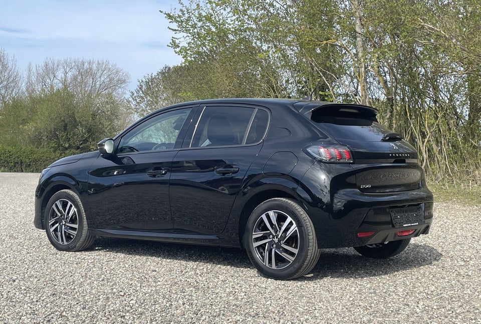 Peugeot 208 1,2 PureTech 100 Allure 5d