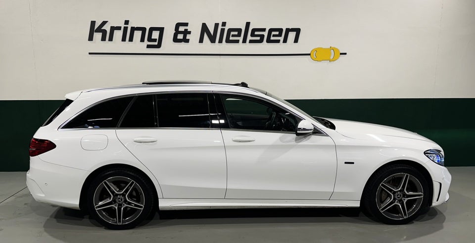 Mercedes C300 e 2,0 AMG Line stc. aut. 5d