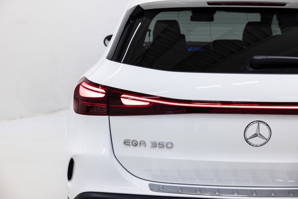 Mercedes EQA350 AMG Advance Plus 4Matic 5d