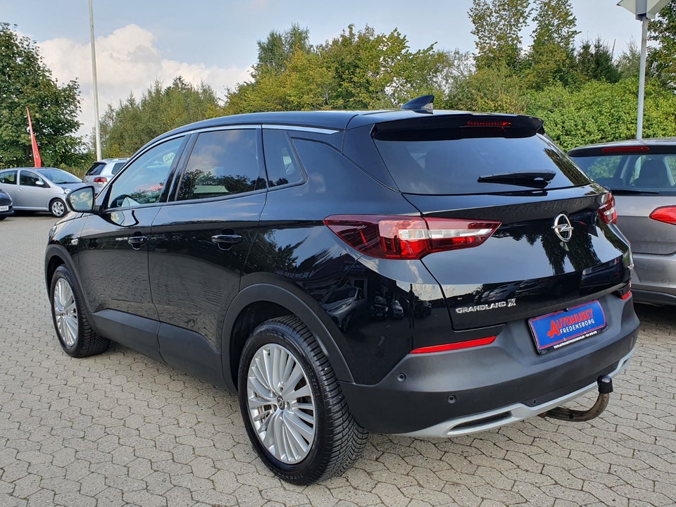 Opel Grandland X 1,2 T 130 Innovation aut. 5d