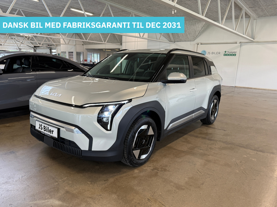 Kia EV3 58 Standard Range Prestige 5d
