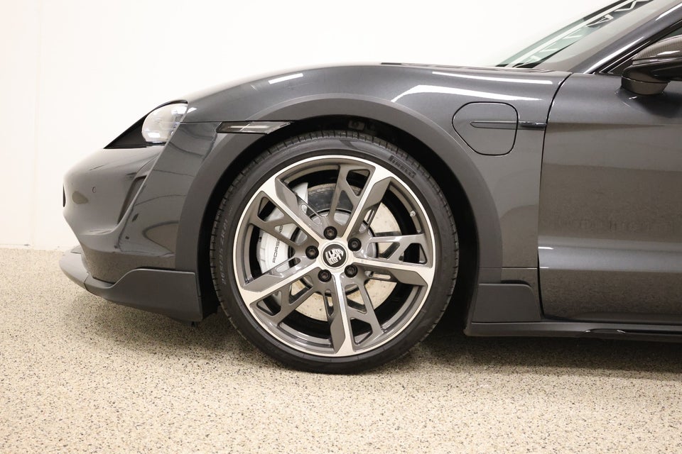 Porsche Taycan 4S Performance+ Cross Turismo 5d