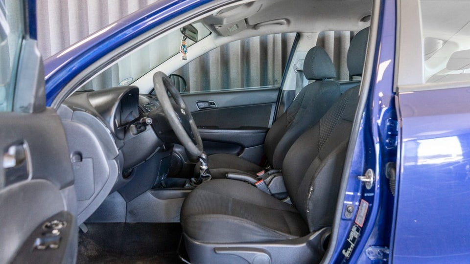 Hyundai i30 1,6 CRDi 90 Blue Drive 5d