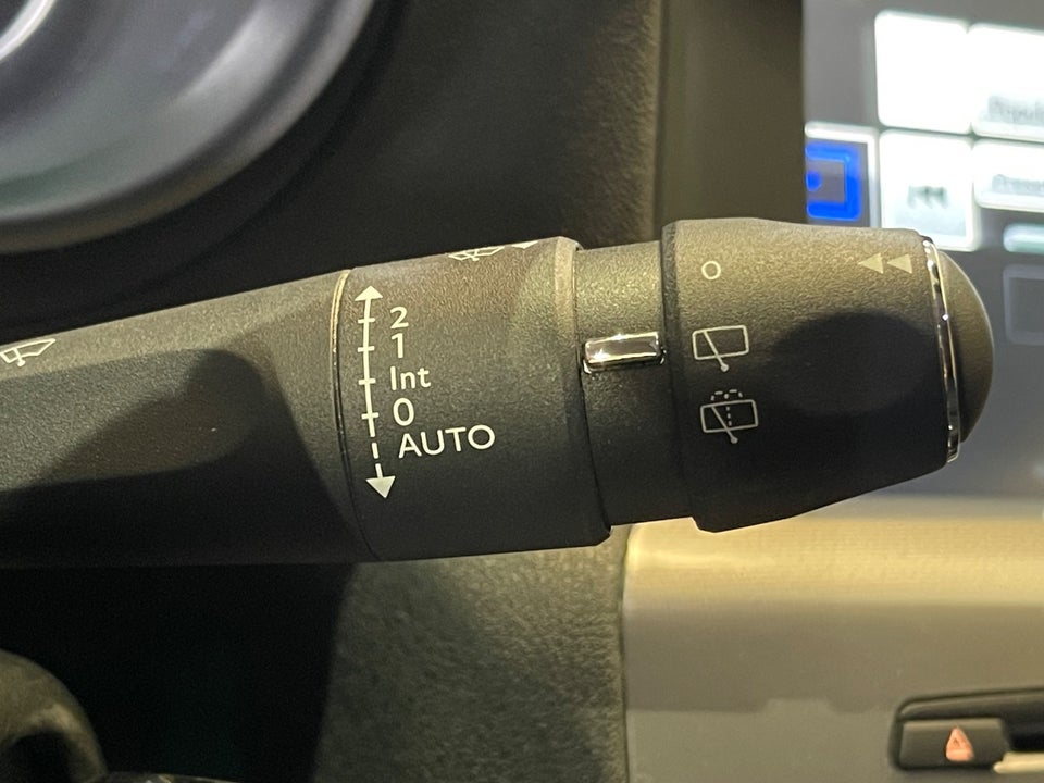 Citroën C4 1,6 BlueHDi 100 Attraction 5d