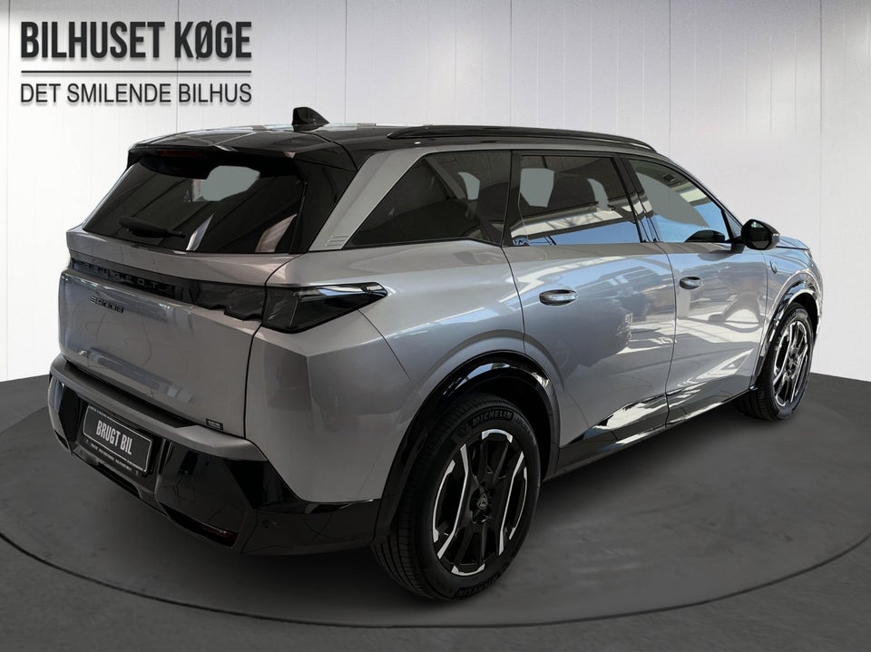 Peugeot e-5008 77 GT 7prs 5d