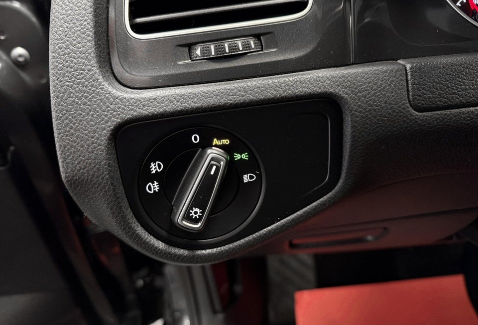 VW Golf VII 1,5 TSi 150 Comfortline Connect DSG 5d