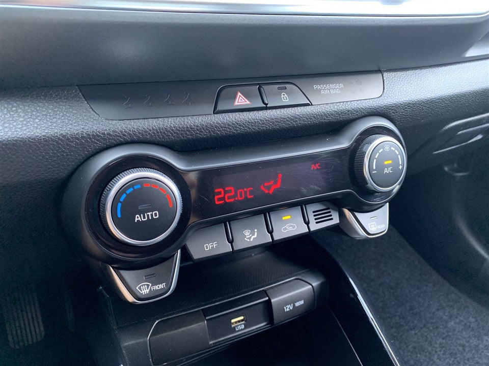 Kia Stonic 1,0 T-GDi mHEV Upgrade iMT 5d