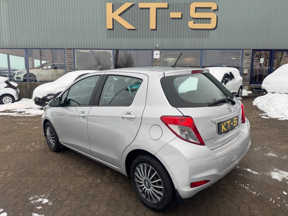 Toyota Yaris 1,0 VVT-i T2 Touch 5d