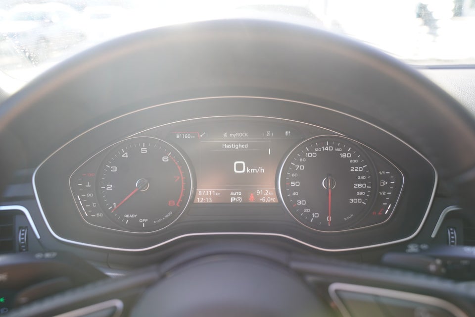 Audi A4 40 TFSi Advanced Avant S-tr. 5d