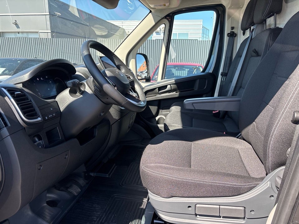 Toyota ProAce Max 2,2 D 140 Comfort Master Kassevogn L2H2 aut.