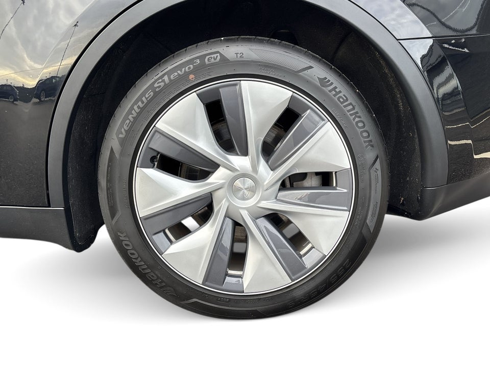 Tesla Model Y Long Range RWD 5d