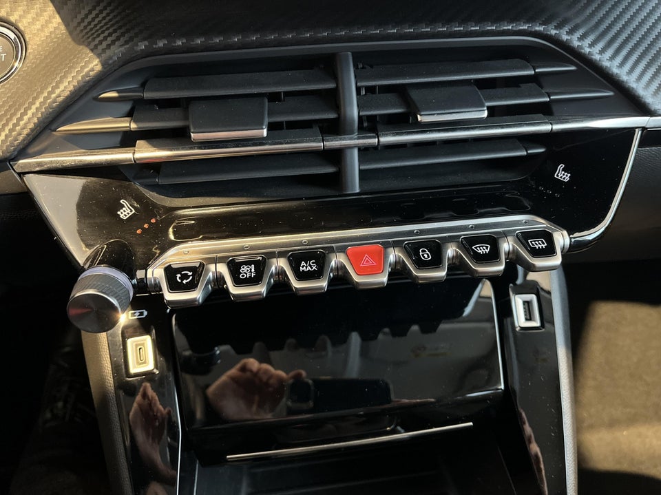 Peugeot 208 1,2 PureTech 100 Allure 5d