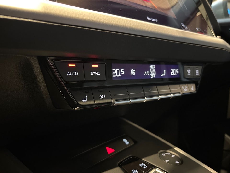 Audi Q4 e-tron 40 Attitude 5d