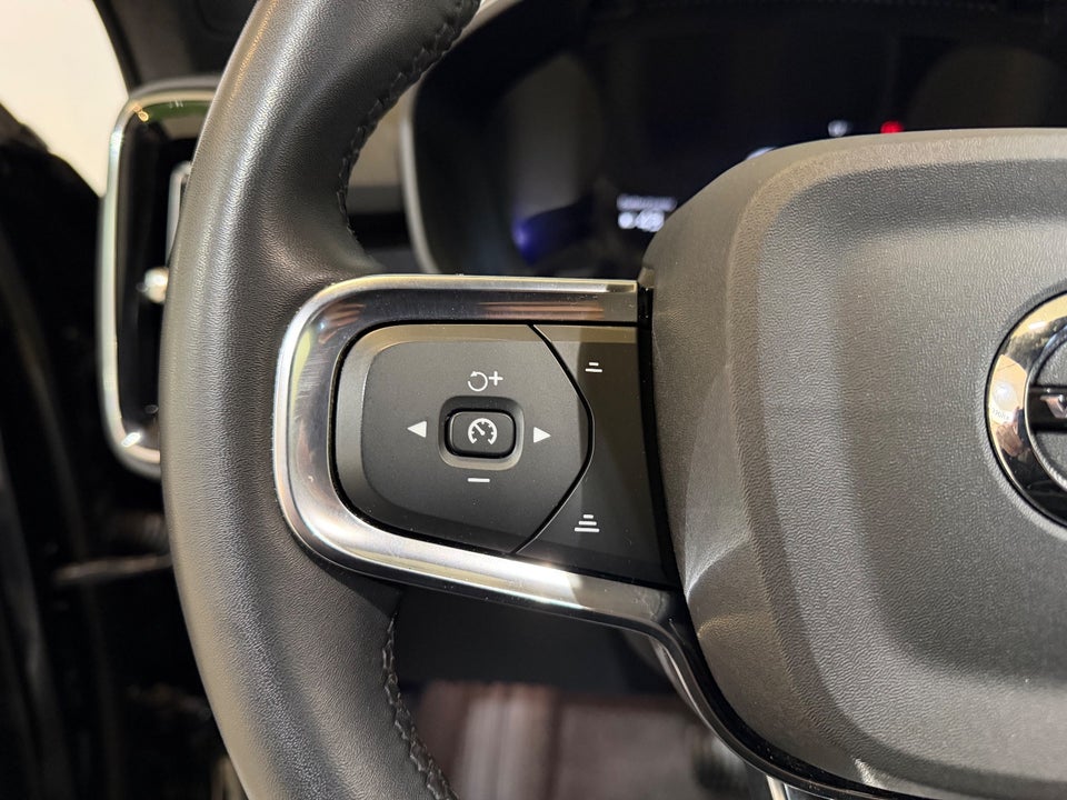 Volvo XC40 P6 ReCharge Core 5d