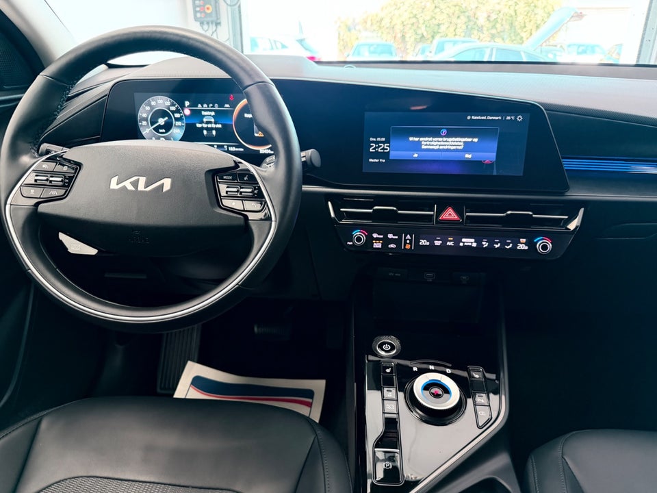 Kia Niro 64 EV Prestige 5d