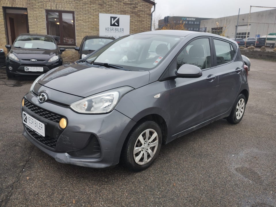 Hyundai i10 1,0 Premium 5d