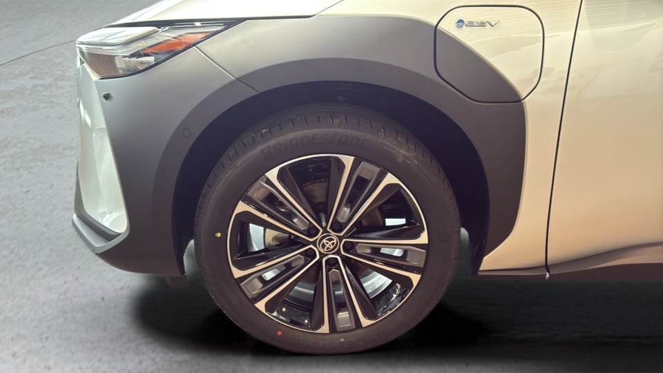 Toyota bZ4X Executive Premium 5d