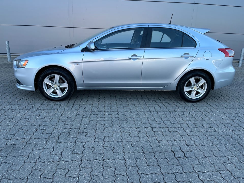 Mitsubishi Lancer 1,8 Instyle SportBack 5d