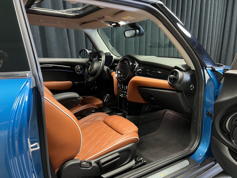 MINI Cooper SE Yours Lounge 3d