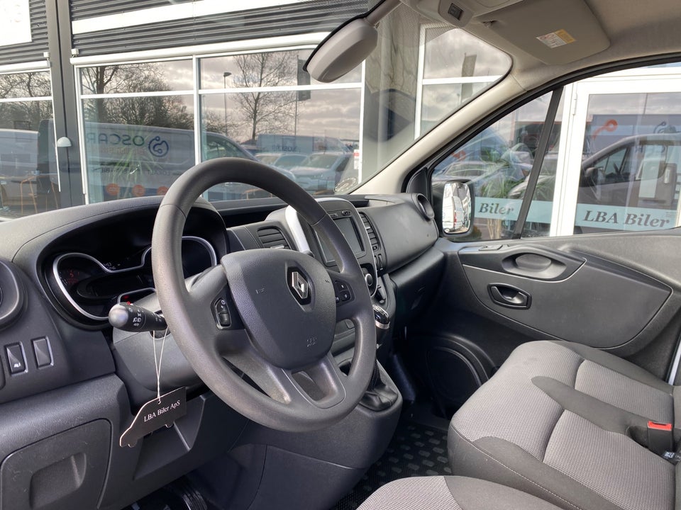 Renault Trafic T29 2,0 dCi 145 L2H1