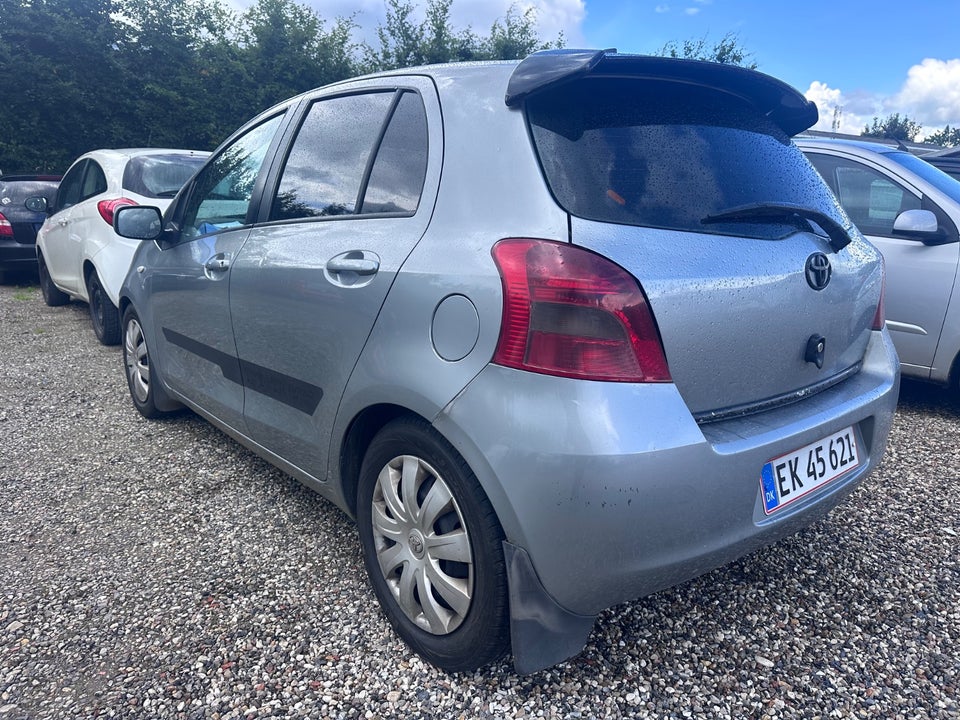 Toyota Yaris 1,4 D-4D Luna 5d