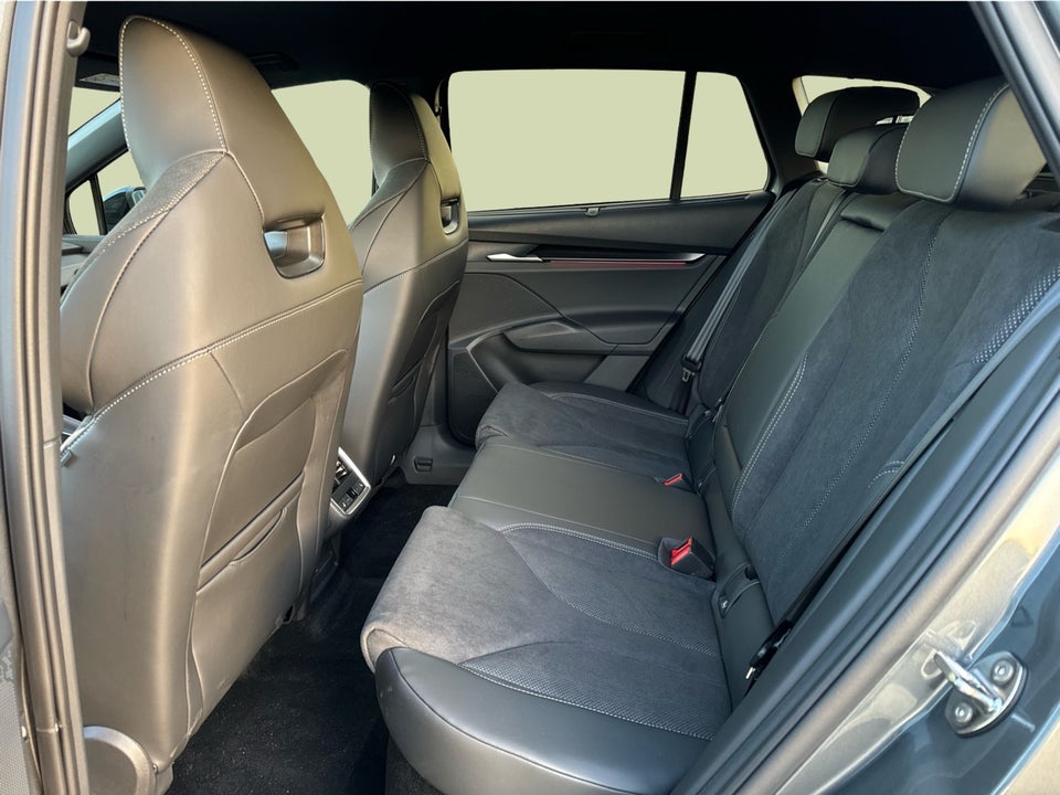 Skoda Enyaq 85 iV Sportline 5d