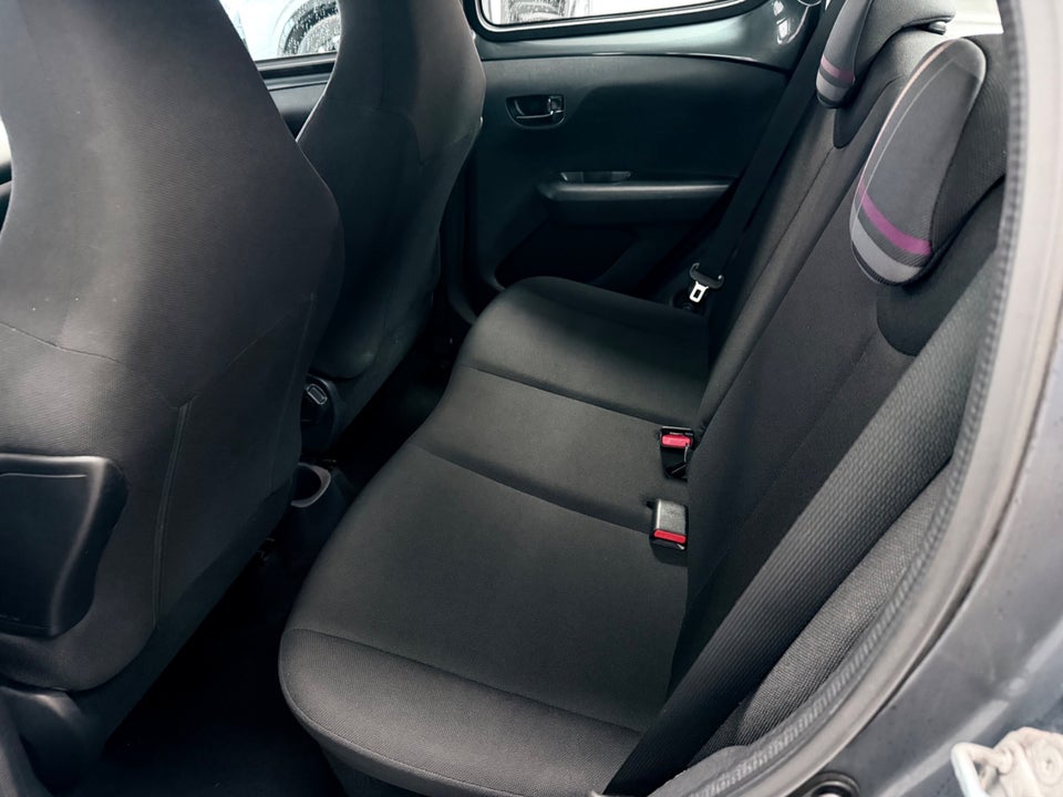 Peugeot 108 1,0 e-VTi 69 Edition 5d