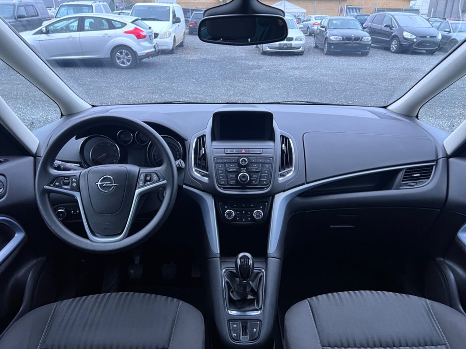 Opel Zafira Tourer 1,6 CDTi 136 Cosmo 7prs 5d