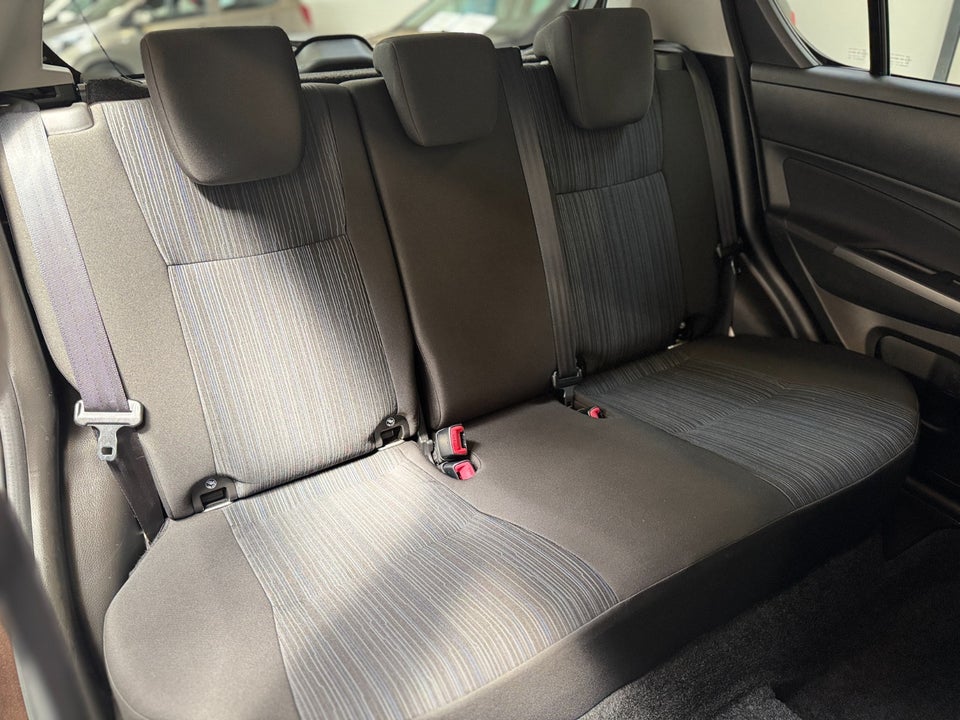 Suzuki Swift 1,2 Dualjet Action 5d