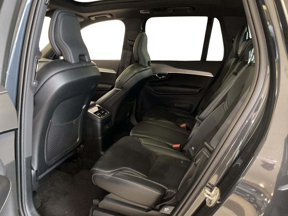 Volvo XC90 2,0 T8 ReCharge R-Design aut. AWD 7prs 5d