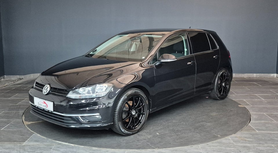 VW Golf VII 1,6 TDi 115 Comfortline 5d