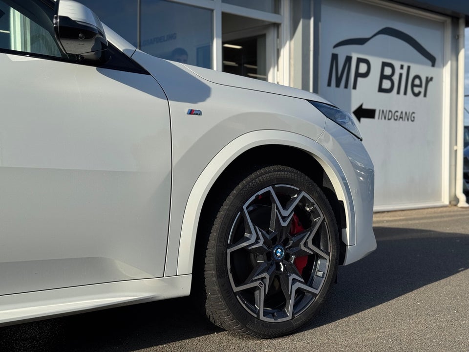 BMW iX2 xDrive30 M-Sport Premium 5d