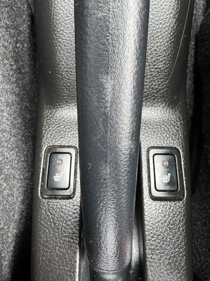 Suzuki Swift 1,2 Dualjet Club 3d
