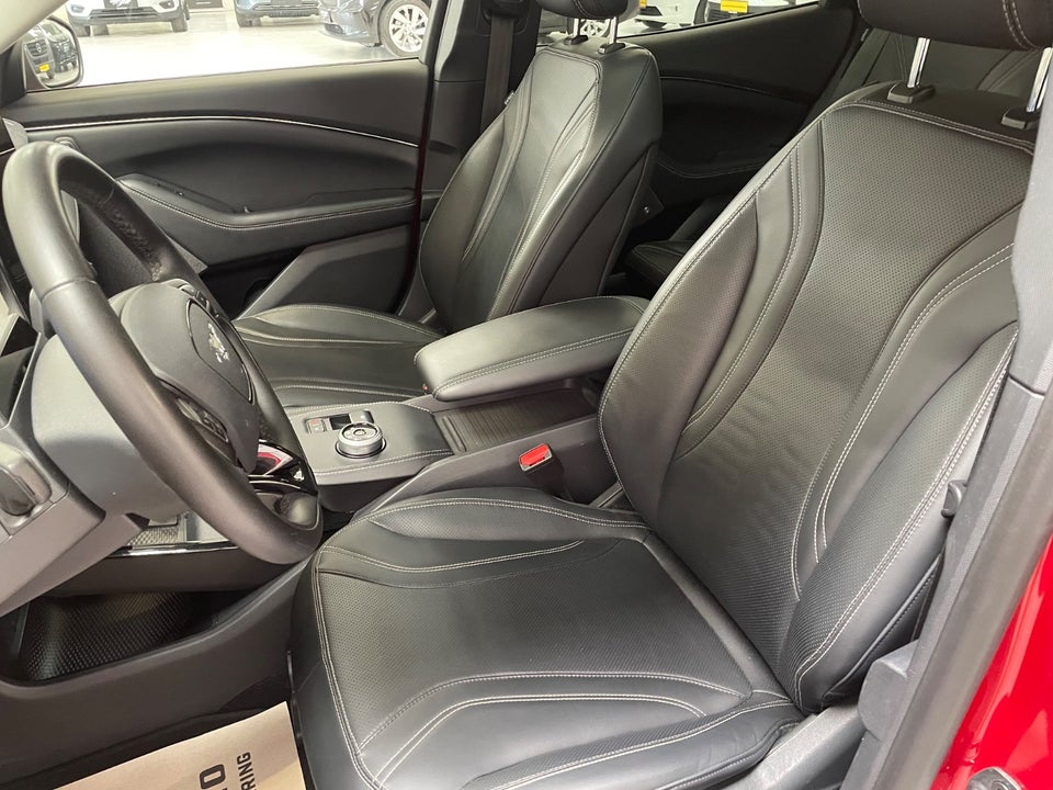 Ford Mustang Mach-E 98 Premium Extended Range 5d