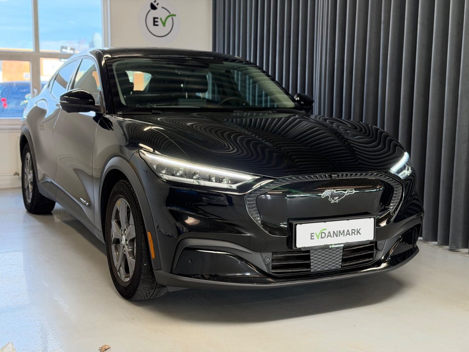 Ford Mustang Mach-E 68 Standard Range 5d