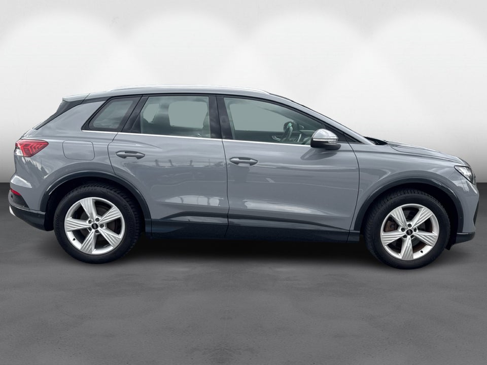 Audi Q4 e-tron 40  5d