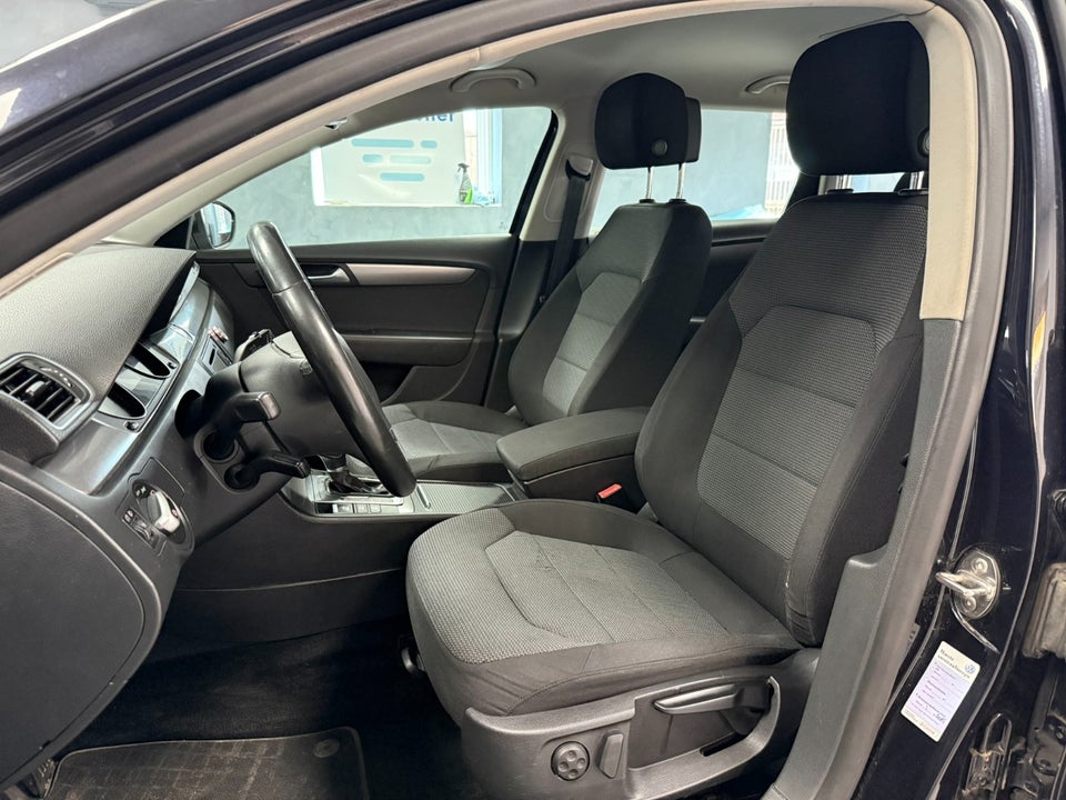 VW Passat 2,0 TDi 140 Comfortline Variant DSG BM 5d