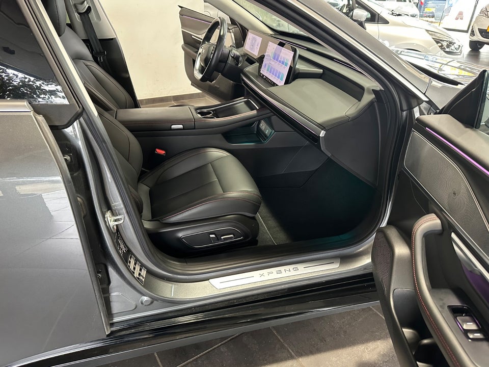 Xpeng P7 Long Range 4d