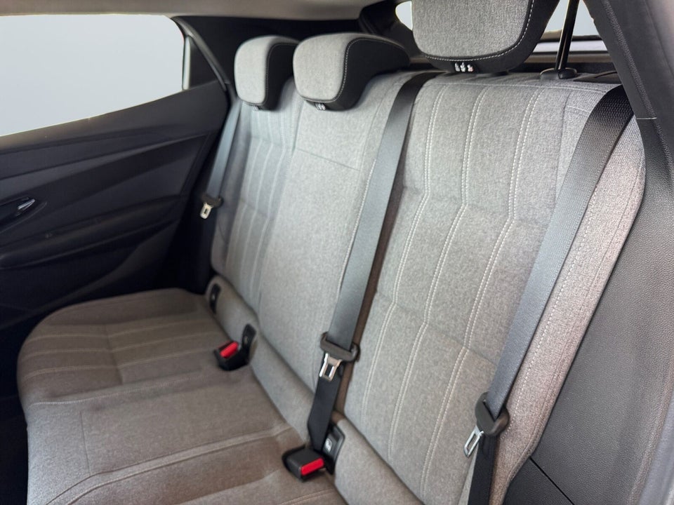 Renault Megane E-Tech 40 Equilibre 5d