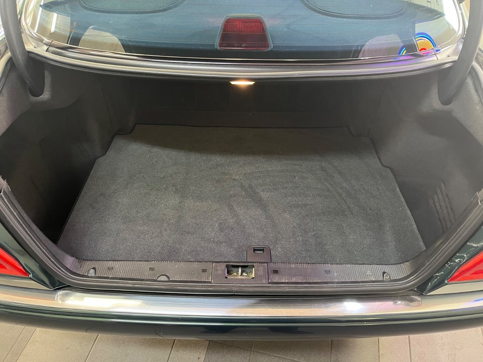 Mercedes E200 2,0 Avantgarde aut. 4d