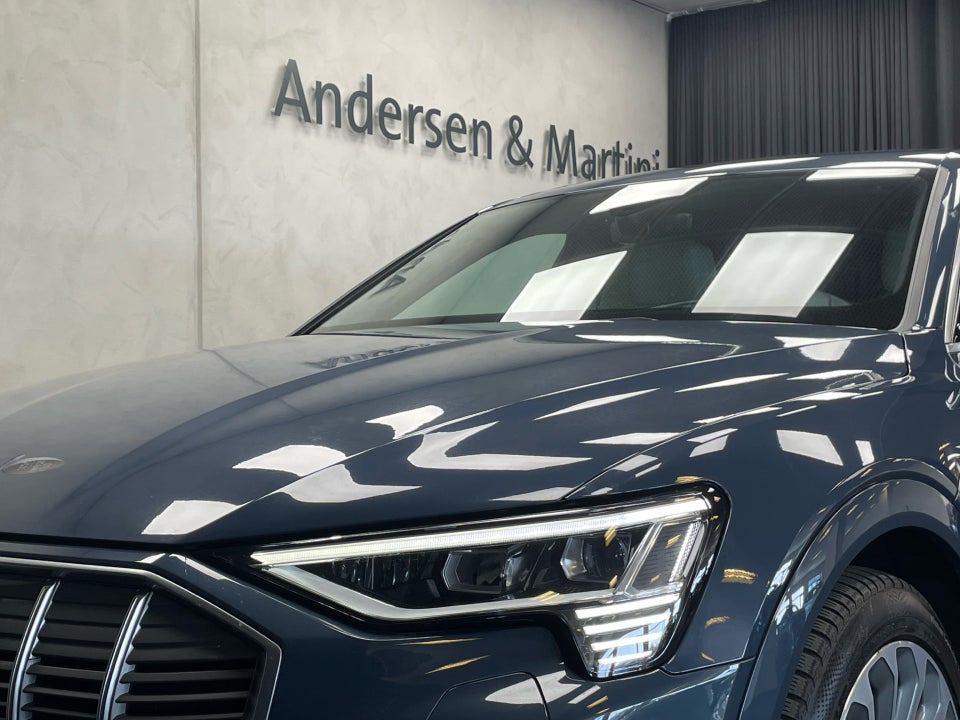 Audi e-tron 55 S-line Sportback quattro 5d