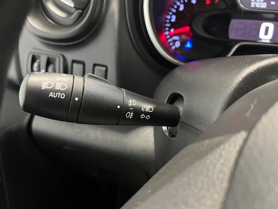 Renault Trafic T29 2,0 dCi 120 L2H1