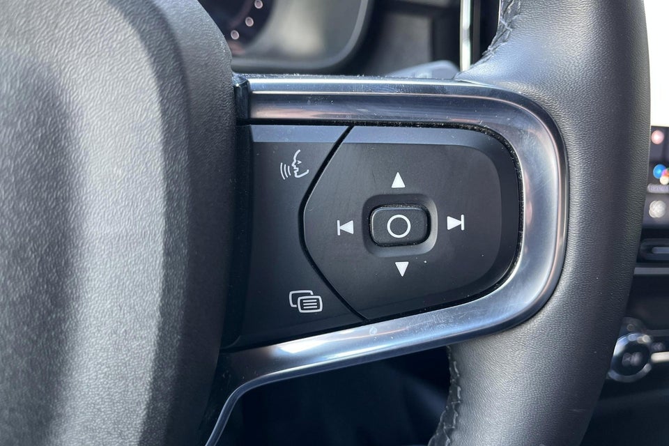 Volvo XC40 P6 ReCharge Core 5d