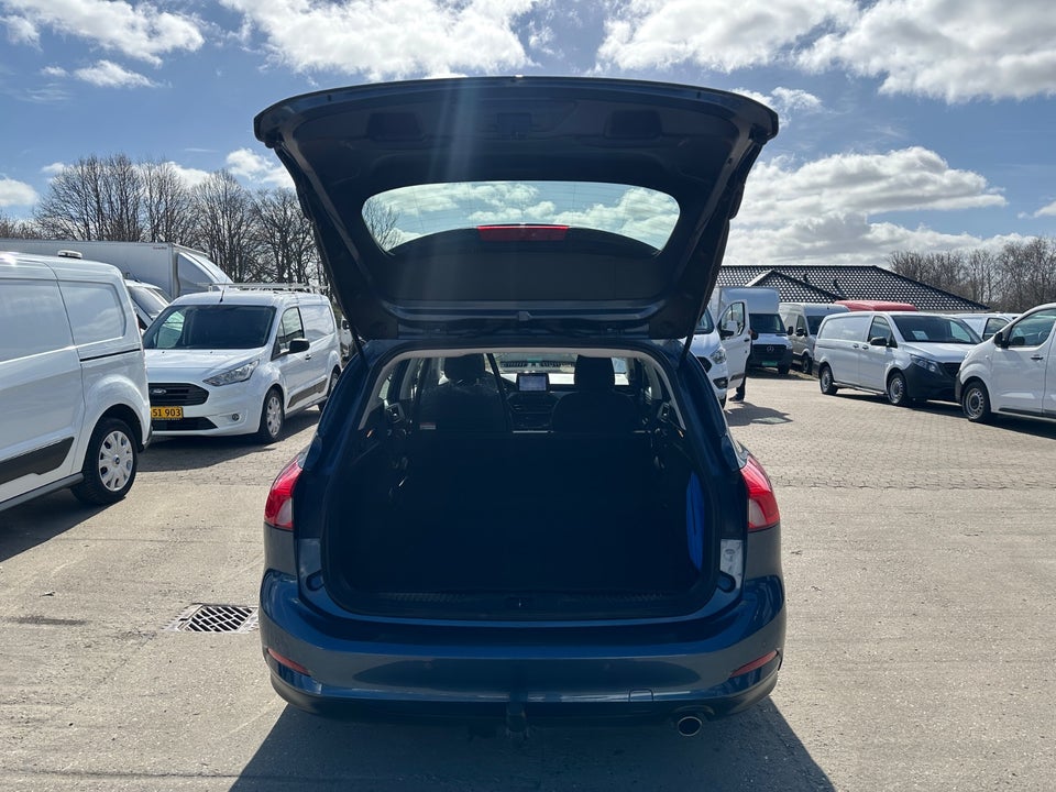 Ford Focus 1,0 EcoBoost Titanium Business Van 5d