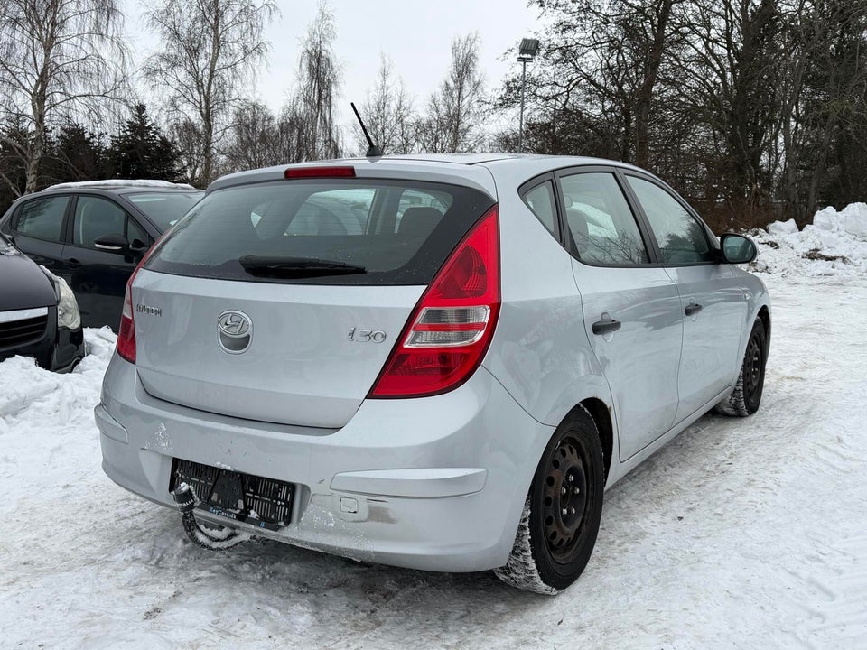 Hyundai i30 1,4 CVVT 109 Classic 5d